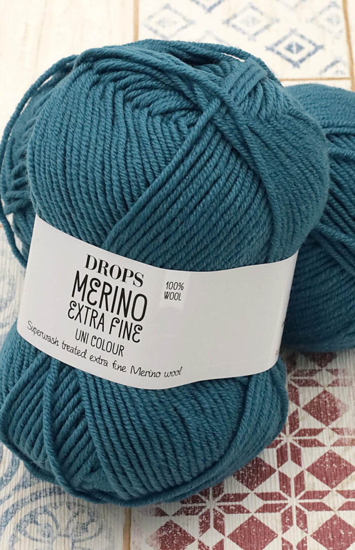 DROPS Merino Extra Fine (28) morze północne