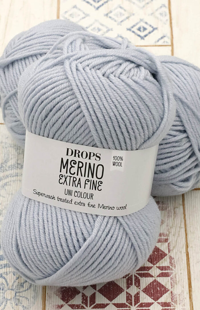 DROPS Merino Extra Fine (39) stalowy błękit