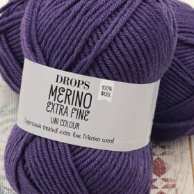 DROPS Merino Extra Fine (44) królewski fiolet