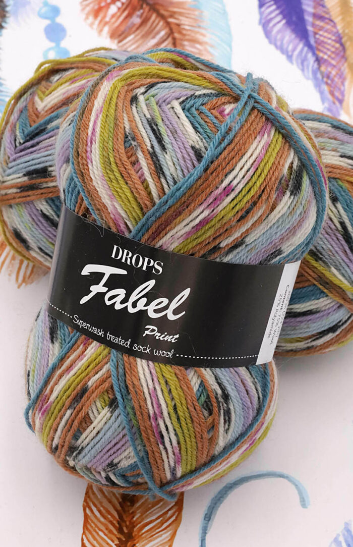 DROPS Fabel Print (923) country fair
