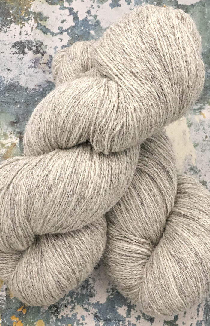Estońska Wełna Artystyczna 8/2 Natural (35) jasny szary