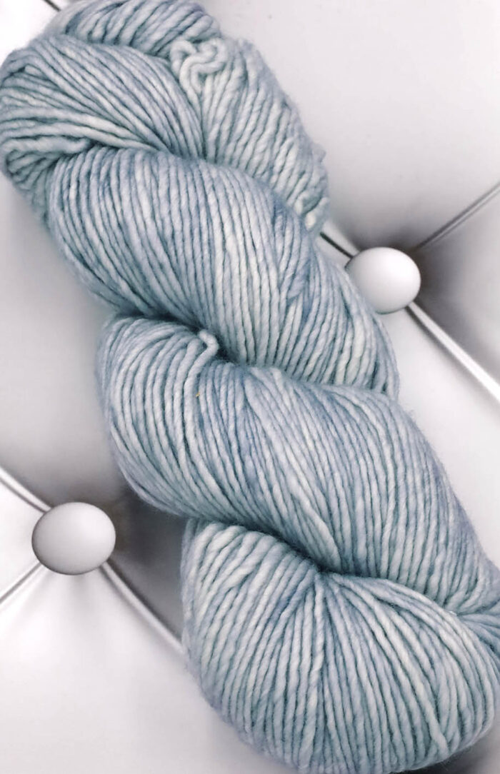 MALABRIGO Worsted (009) Polar Morn
