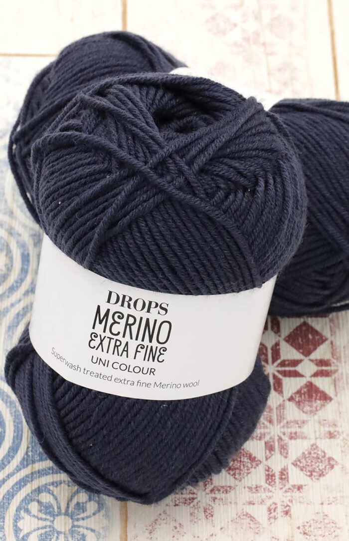 DROPS Merino Extra Fine (55) północ